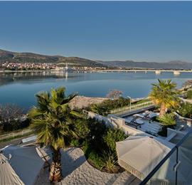 Selection of 5 bedroom seafront villas with pool on Ciovo near Trogir, sleeps 10